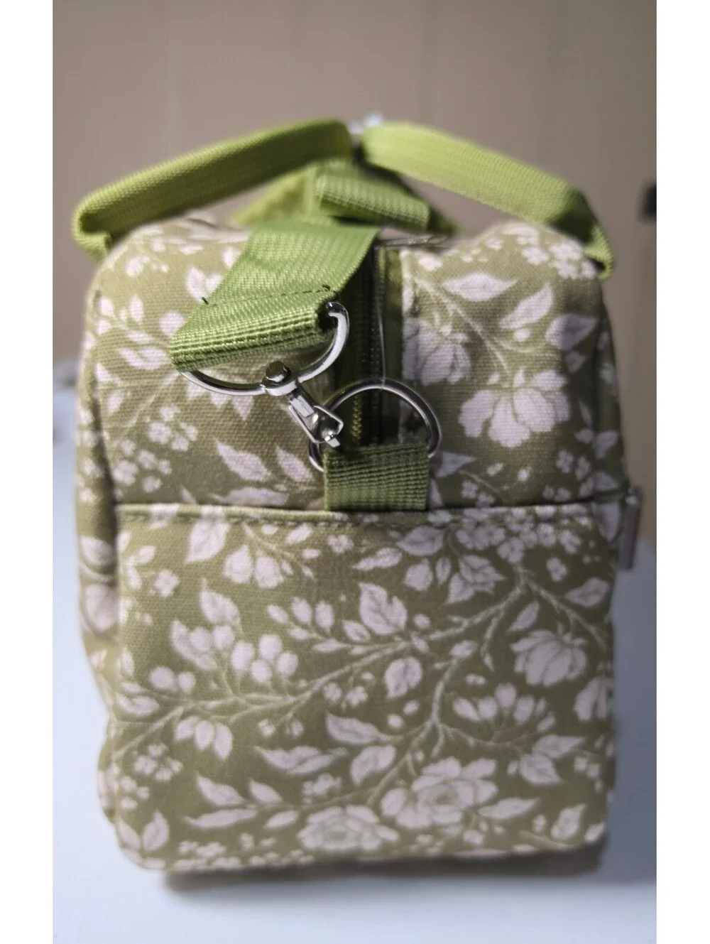 FreshBox Insulated Lunch Kit with Two Section Glass Bento and Stainless Steel Ut